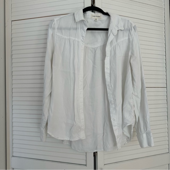 cloth & stone Tops - Cloth and Stone White Button-Up Shirt